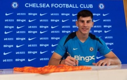 Mike Penders rời Chelsea để tích lũy kinh nghiệm tại Strasbourg