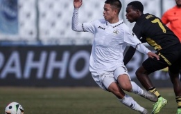 Chủ tịch Slavia Sofia ngỡ ngàng trước cách mua Chung Nguyen Do của CLB Việt