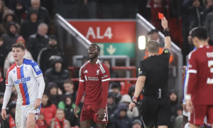 Amara Nallo – Từ giấc mơ thành ác mộng chỉ sau 16 phút khoác áo Liverpool