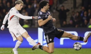 Garnacho lập kỷ lục lịch sử, giúp Chelsea thoát thua trên đất Azerbaijan