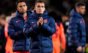 Barca đau đầu khi Casado chấn thương phút chót