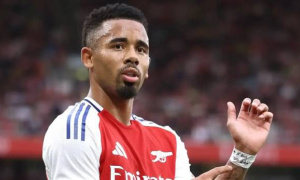 Gabriel Jesus bác tin đồn trở lại Palmeiras