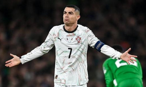 Martinez lên tiếng bảo vệ Ronaldo sau thẻ đỏ tranh cãi