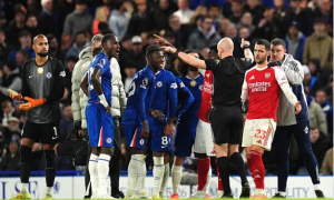 Bản lĩnh Maresca: Chelsea đứng vững dù mất người trước Arsenal