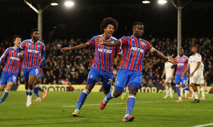 Carragher ca ngợi Glasner: Palace chưa bao giờ mạnh như thời điểm này