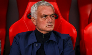 Tin đồn dập tắt: Mourinho không cứu nguy cho Real Madrid