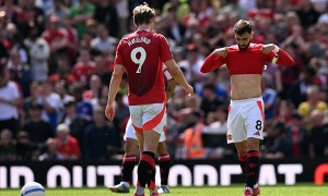 Ugarte hóa 'tội đồ', Man United ôm hận trước West Ham