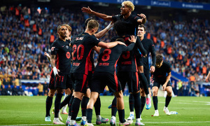 Barcelona mùa 2025-26: Sóng ngầm nội bộ; Hàng công thêm khó lường với Rashford