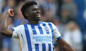 HLV Brighton 'bật đèn xanh', Man Utd sáng cửa chiêu mộ Carlos Baleba