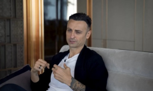 Cựu tiền đạo Man United, Berbatov tiết lộ từng bị bắt cóc ở Bulgaria