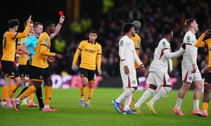 Vấn đề kỷ luật tại Chelsea: Thẻ đỏ của Delap là giọt nước tràn ly?