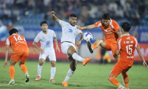 Soi trận HAGL vs Nam Định: Những khẩu pháo kẹt đạn