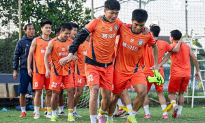 Đà Nẵng và SLNA lo ngại mưa lũ ảnh hưởng trận đấu