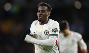 Gittens tỏa sáng, Chelsea lập kỷ lục với 4 cầu thủ U21 ghi bàn trước Wolves