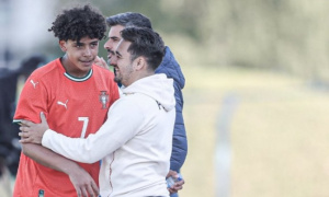 Con trai của Cristiano Ronaldo ra mắt U16 Bồ Đào Nha