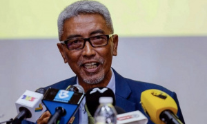 Chủ tịch FAM phản bác báo Argentina vụ nguồn gốc của Facundo Garces