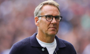 Paul Merson tin Arsenal có thể định đoạt cuộc đua vô địch