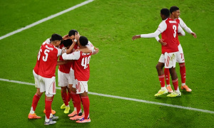 Merson tin Arsenal thắng Burnley, sớm giải quyết cuộc đua vô địch