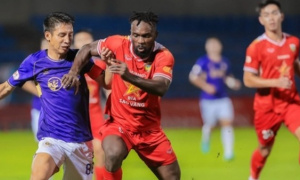 Harry Kewell: “Vấn đề của Hà Nội FC không phải thời tiết, mà là dứt điểm”