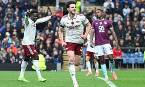 Chuyên gia nêu điểm đặc biệt của Declan Rice trước Burnley