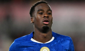 Jamie Gittens bất ngờ bị loại khỏi đội hình Chelsea dù vừa tỏa sáng