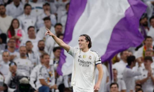 Carreras tiết lộ cảm xúc đặc biệt sau bàn thắng đầu tiên cho Real Madrid