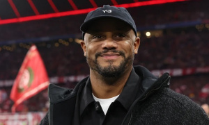 Bayern để Kane dự bị, Kompany nói về vấn đề thể lực