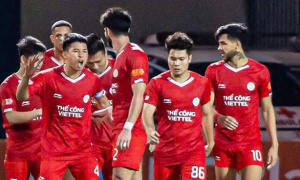 Viết Tú lập siêu phẩm, Viettel nhọc nhằn đánh bại Thanh Hóa