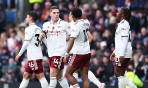 Arsenal thể hiện bản lĩnh ứng viên vô địch Ngoại hạng Anh