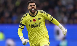 Raya tiết lộ cái tên đứng sau hàng thủ vững chắc của Arsenal