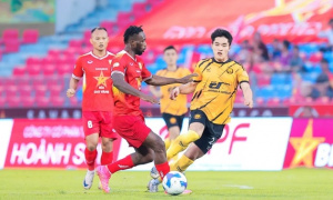 Thanh Hóa nợ lương 4 tháng, HLV Choi Kwon Won lo sa sút