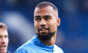 Sanchez bác tin đồn, cam kết tương lai tại Chelsea