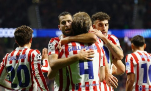 Alvarez, Gallagher và Llorente giúp Atletico giành chiến thắng thứ 2 ở Champions League