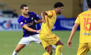 Hoàng Hên hòa nhịp cùng triết lý tấn công của Harry Kewell