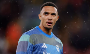 Alexander-Arnold bị la ó ở Anfield: Phản ứng lạnh lùng và lời nhắn gửi Liverpool