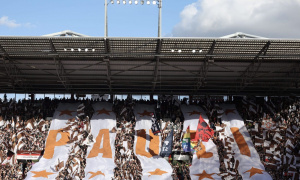 Bê bối St. Pauli: Bài thánh ca bị cấm vì liên quan đến Đức Quốc xã