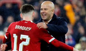 Bản lĩnh từ Anfield và bài toán nhân sự tại Etihad: Thử thách thực sự của Slot