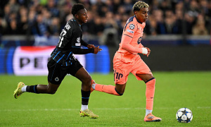 VAR hai lần cứu rỗi Barcelona trong màn rượt đuổi 6 bàn thắng