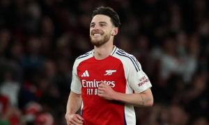 Chuyển nhượng sáng 11/07: Arsenal ra giá khủng cho Rice; Ten Hag tái hợp Ajax?