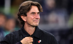 Thomas Frank hết lời ca ngợi sao Man Utd trước đại chiến