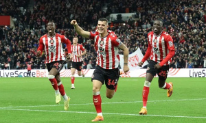 Harry Redknapp đoán Arsenal đứt mạch thắng, Sunderland giành một điểm