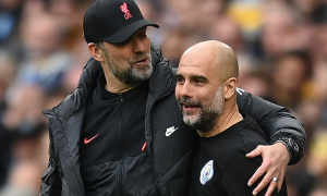Pep Guardiola nghẹn ngào: “Tôi nhớ Jurgen Klopp” trước đại chiến Liverpool