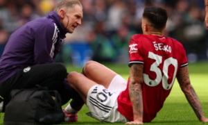 Amorim lo ngại Benjamin Sesko dính chấn thương nặng sau trận hòa Tottenham