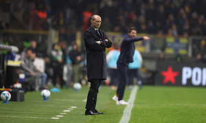 Allegri thất vọng khi Milan đánh rơi 2 điểm trước Parma