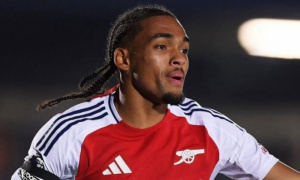 Cựu sao Arsenal úp mở khả năng khoác áo tuyển Malaysia?