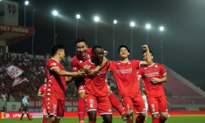 Đè bẹp Đà Nẵng, Hải Phòng tạm lọt vào top 3 V-League