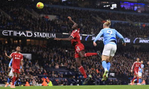 Chuyên gia Sky Sports: Konate không thể đấu với Haaland