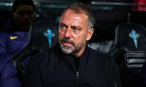 Hansi Flick không quan ngại về 'hai bộ mặt' của Barcelona