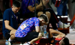 Trần Thành Trung tái phát chấn thương trong màu áo Ninh Bình