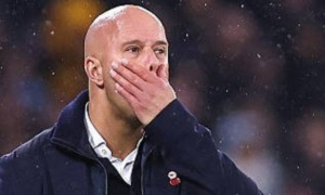 Liverpool vẫn đặt trọn niềm tin vào Arne Slot sau thất bại trước Man City